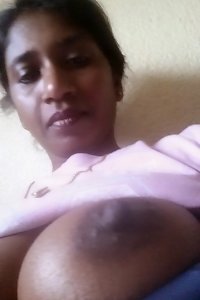 Sri lanka aunty dammika