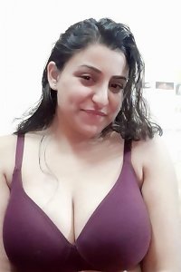 giant tits Desi Bhabhi